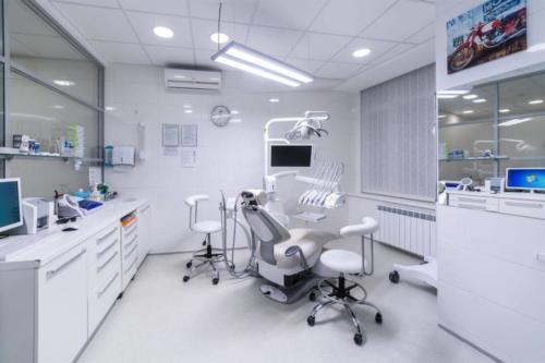 interer-kliniki-estetik-dental-klinik-kabinet-stomatologa-№1